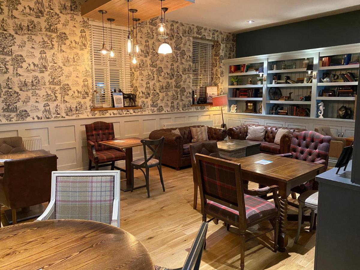 The Plough Hotel Alnwick Buitenkant foto