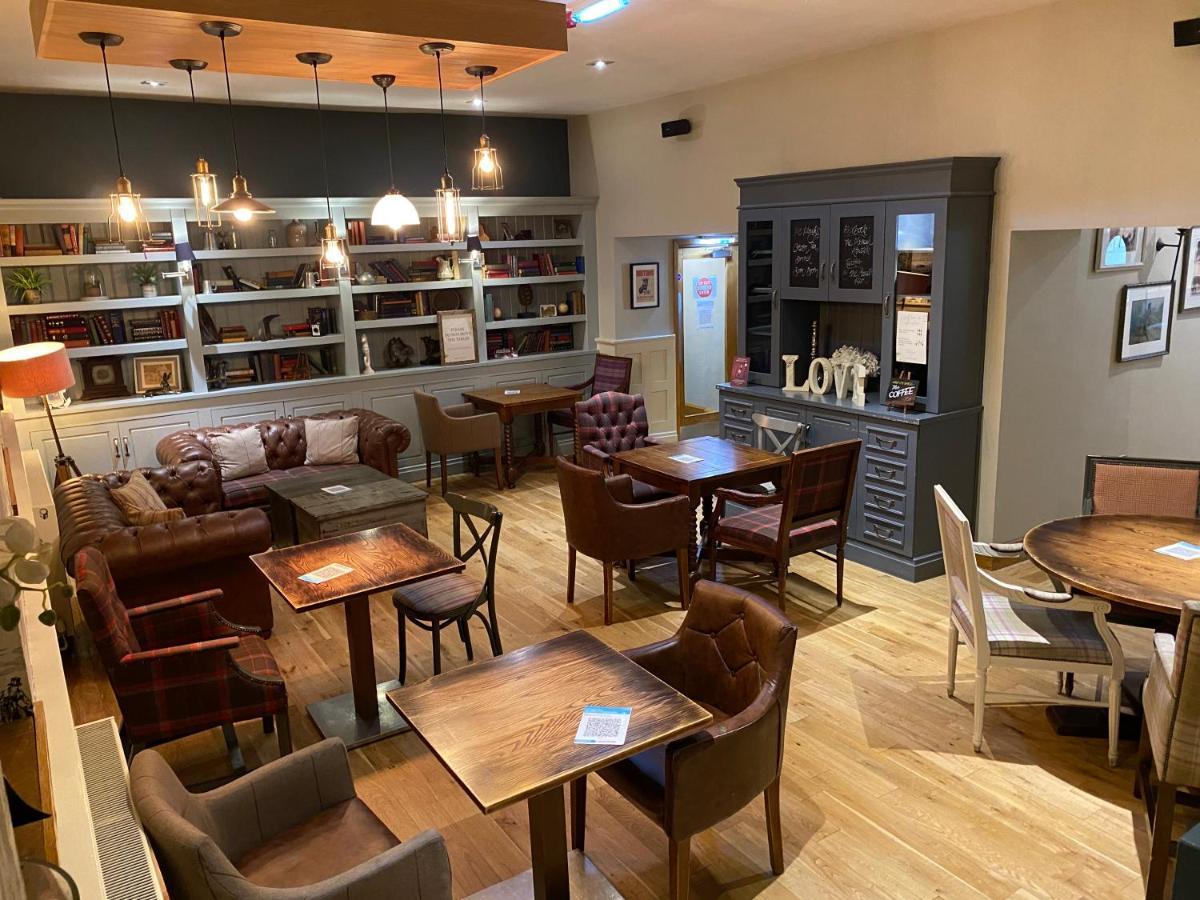 The Plough Hotel Alnwick Buitenkant foto